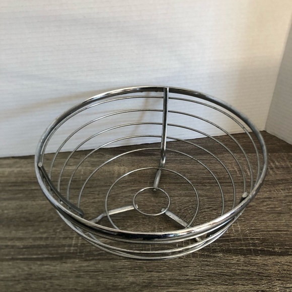 Vtg MCM Silver Metal Fruit Basket Bowl - Picture 2 of 12